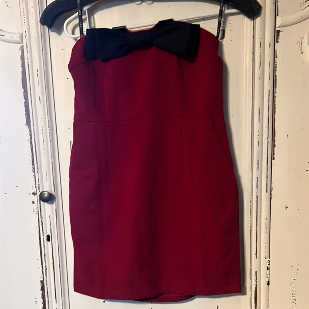 o.p.t Red Strapless Sheath Dress for a Night Out - Picture 12 of 12